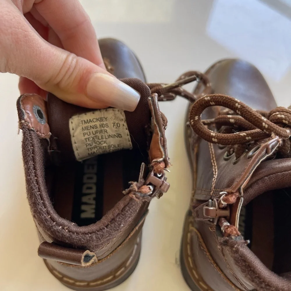 Steve Madden very gently